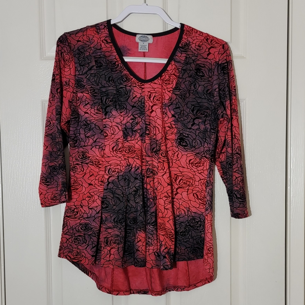 Clearance! Red/black rose top